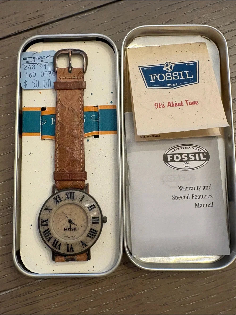 Vintage Fossil Women’s Stone face and brown leather strap Watch